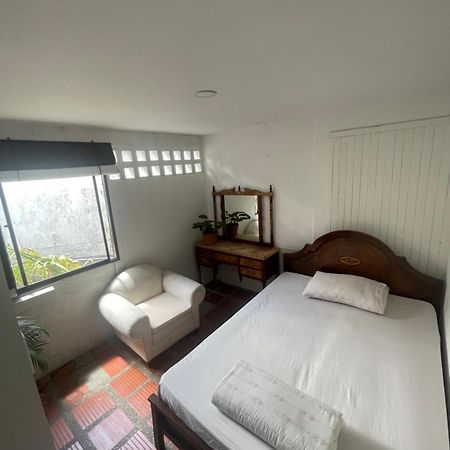 Hostal Casa Las Tías Medellín Exterior foto