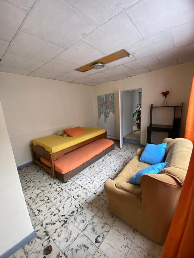 Hostal Casa Las Tías Medellín Exterior foto