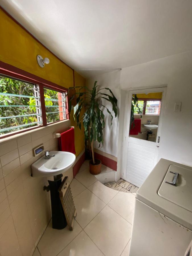 Hostal Casa Las Tías Medellín Exterior foto